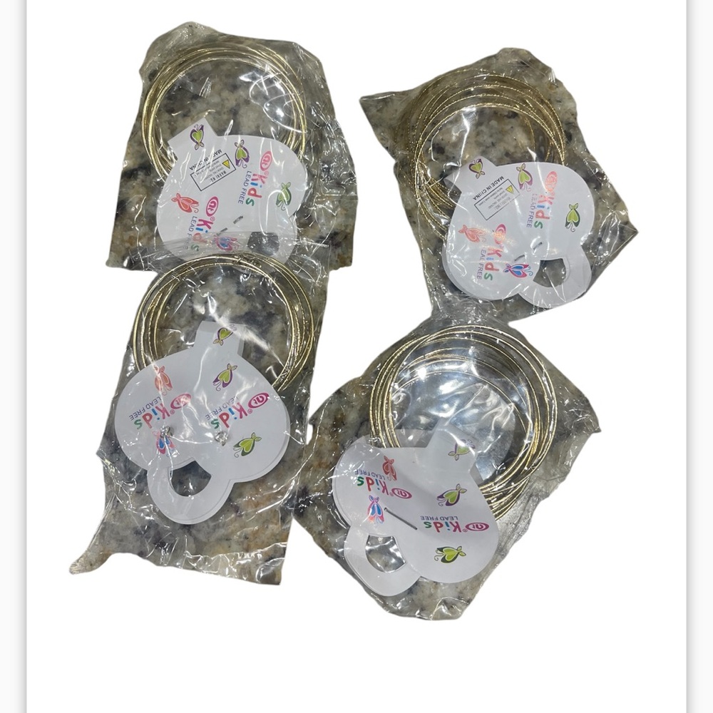 Sale‼️Kids’ Bangle Bracelets Set Lead Free New in Package/ price is for 1